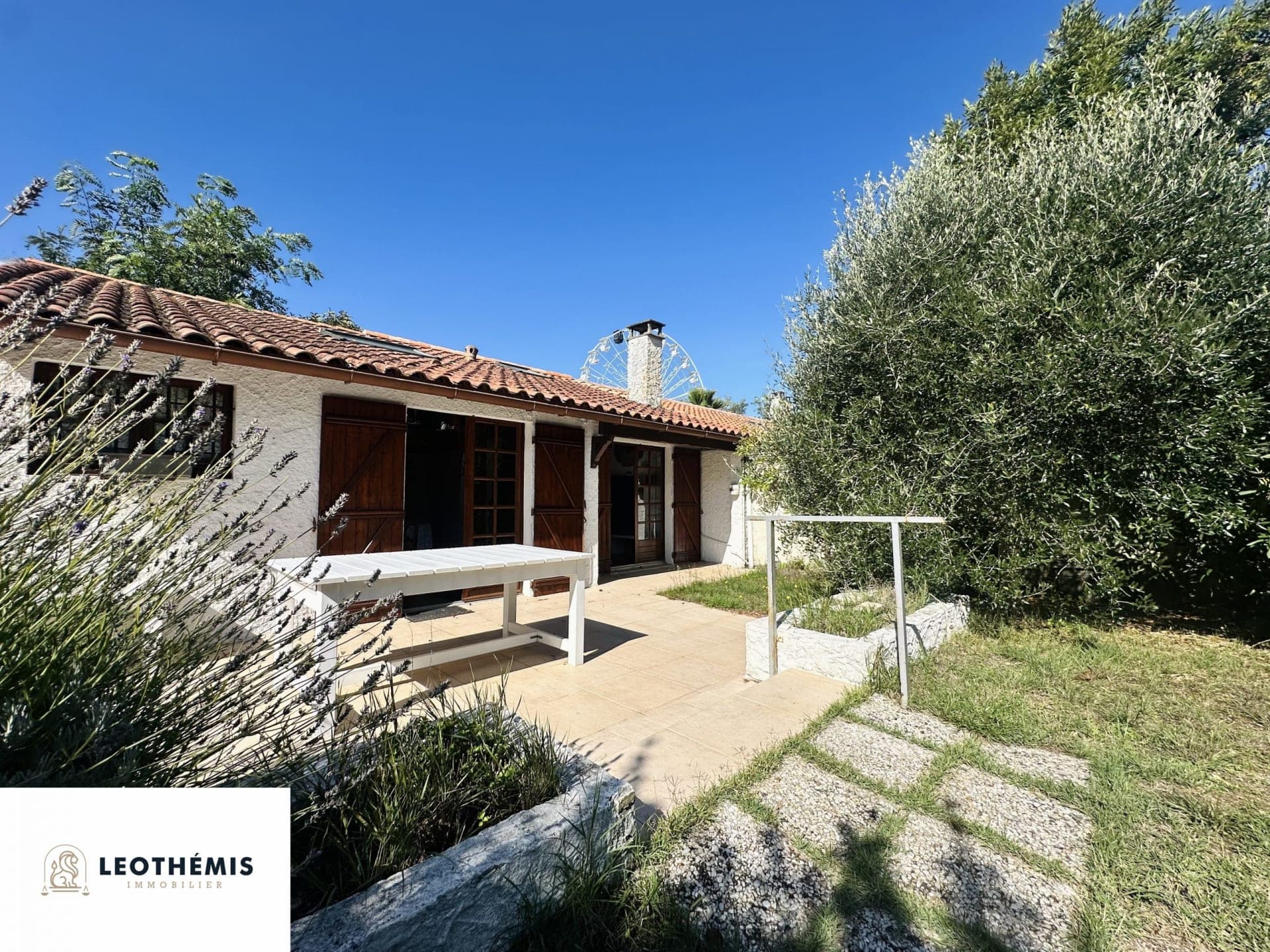 VILLA À 100M DE LA PLAGE - Ronce-les-Bains - photo 1 sur 13