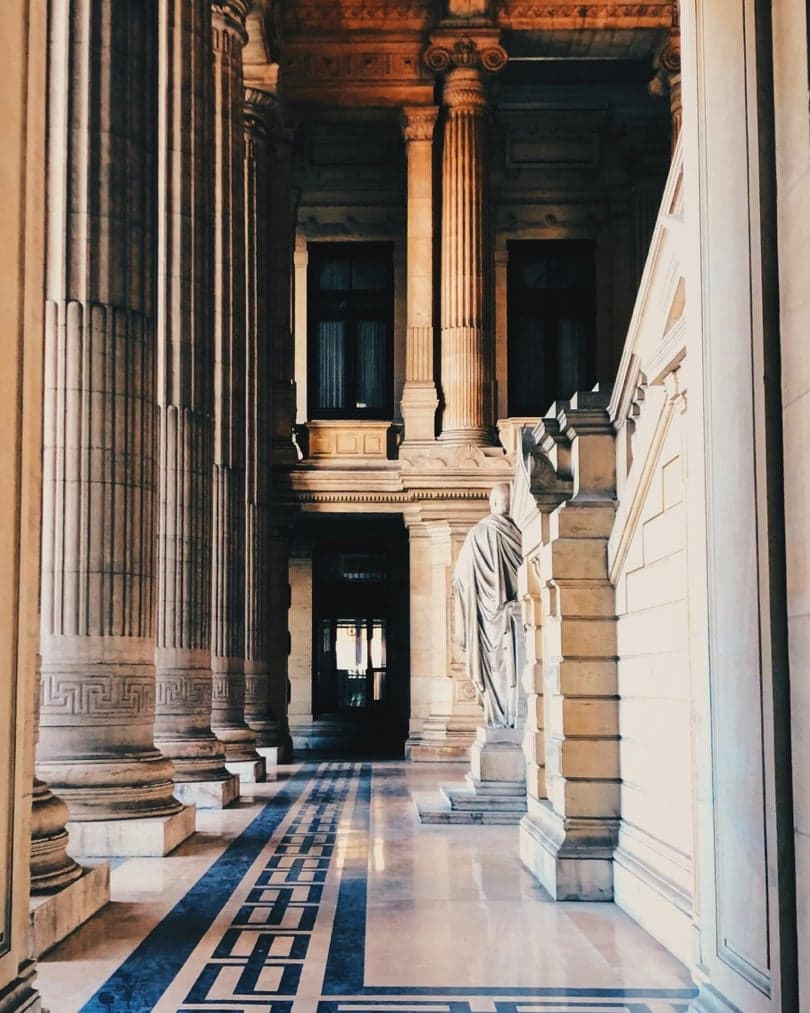 Colonnade classique - expertise juridique et patrimoniale