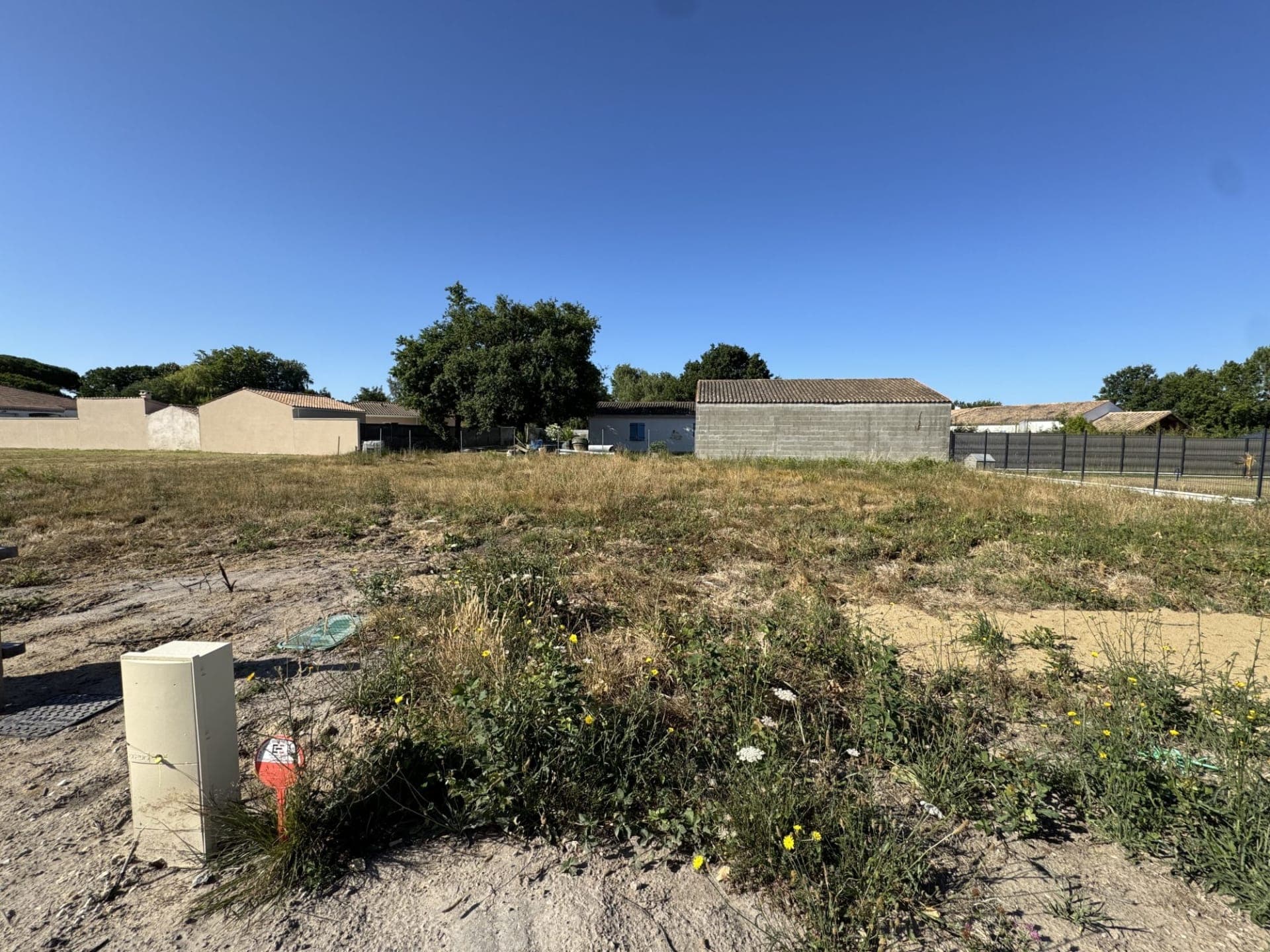 TERRAIN CONSTRUCTIBLE DE 505m² À ÉTAULES - Étaules - photo 1 sur 2