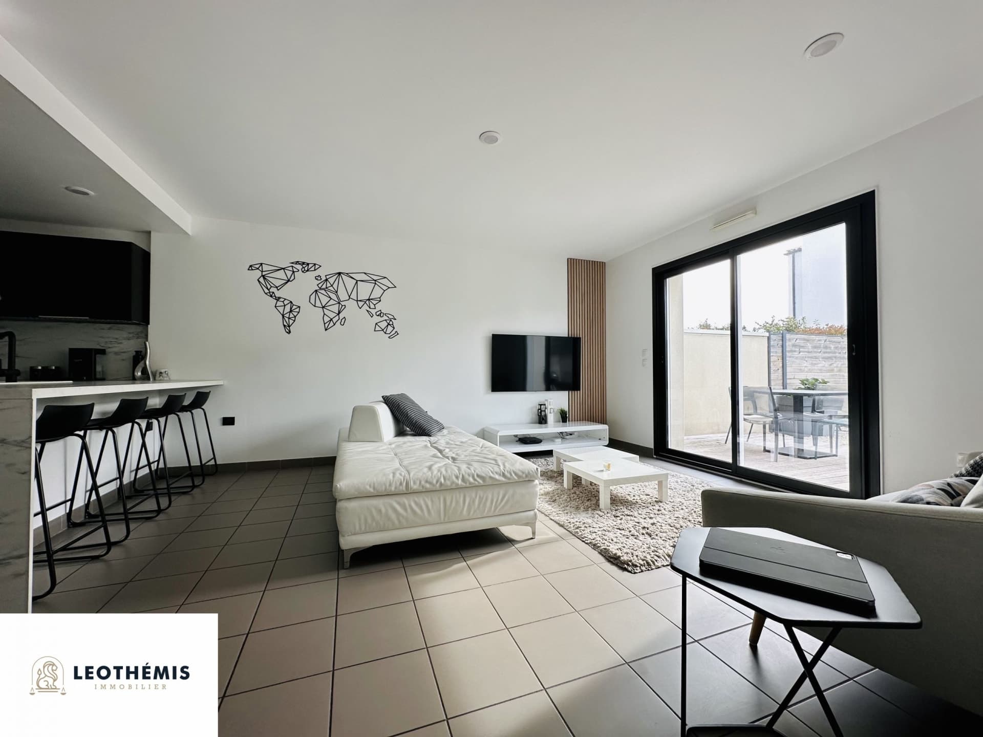 ÉLÉGANT APPARTEMENT ET SON JARDIN - Dompierre-sur-Mer (chagnolet) - photo 1 sur 3