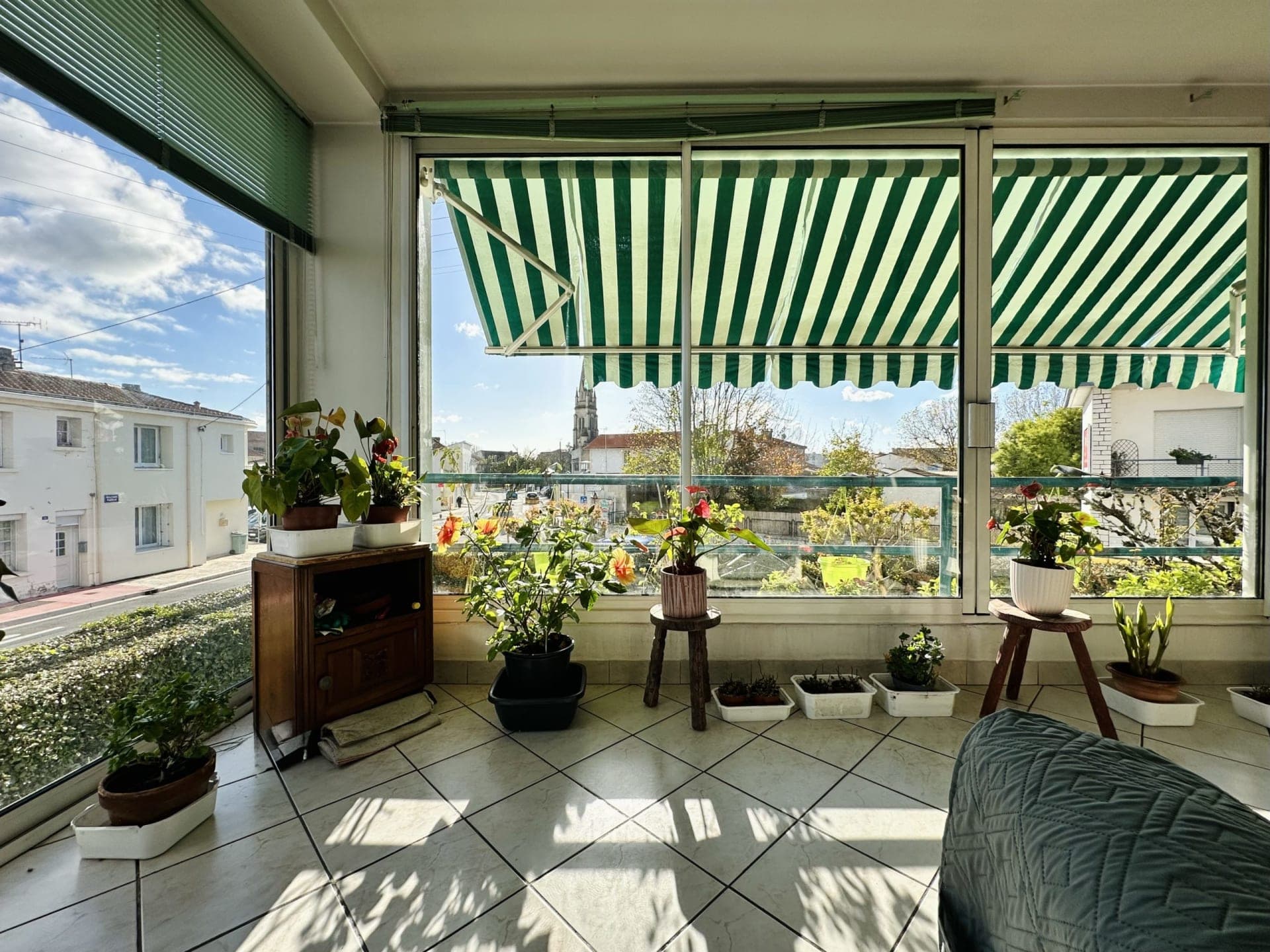 MAISON DE CŒUR DE VILLE AU POTENTIEL MULTIPLE - La Tremblade
