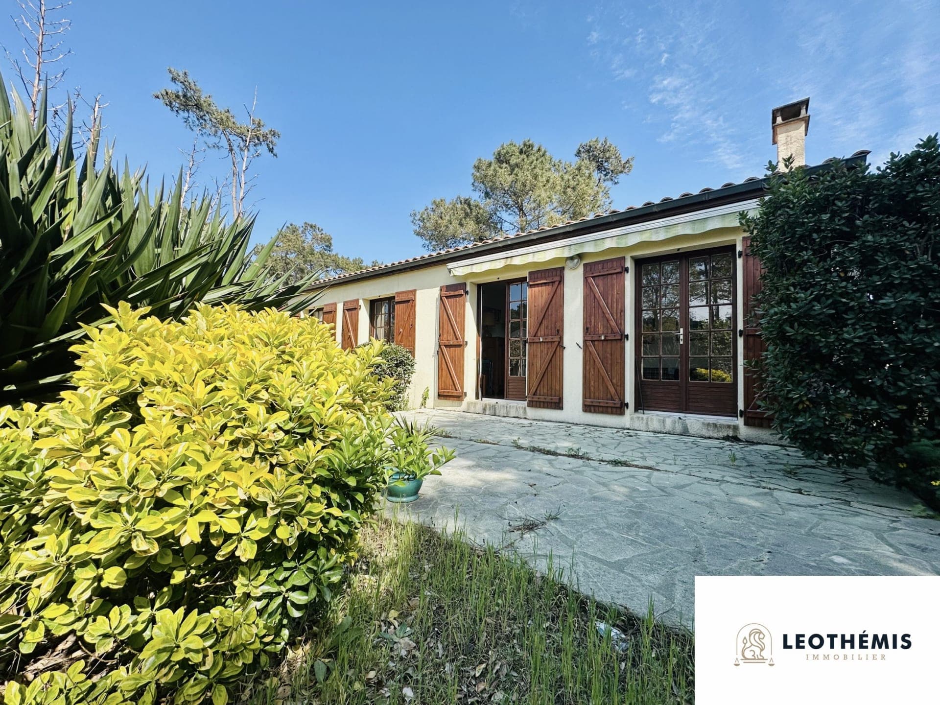 VILLA DE PLAIN-PIED & SON JARDIN - Ronce-les-Bains - photo 1 sur 18